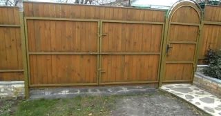Купить распашные ворота деревянные Великий Устюг, цена от 2753 руб.