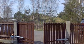 Купить распашные ворота из штакетника Великий Устюг, цена от 2753 руб.